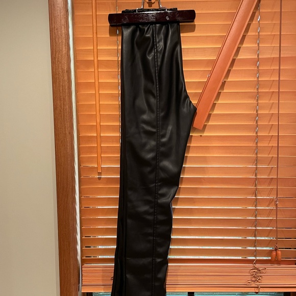 Steve Madden Pleather (Fake Leather) Black Skinny Pants Size XS - Picture 1 of 5